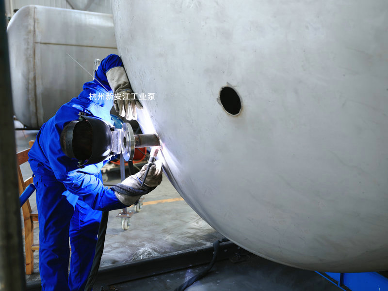 不銹鋼儲(chǔ)罐-杭州新安江工業(yè)泵 (3)